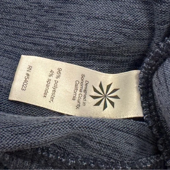 Athleta Workout Blue, Front Zip Hooded Vest with Criss Cross Back- size M - Picture 9 of 9